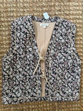 Wishlist Floral Quilted Tie-Front Vest in blush and Beige